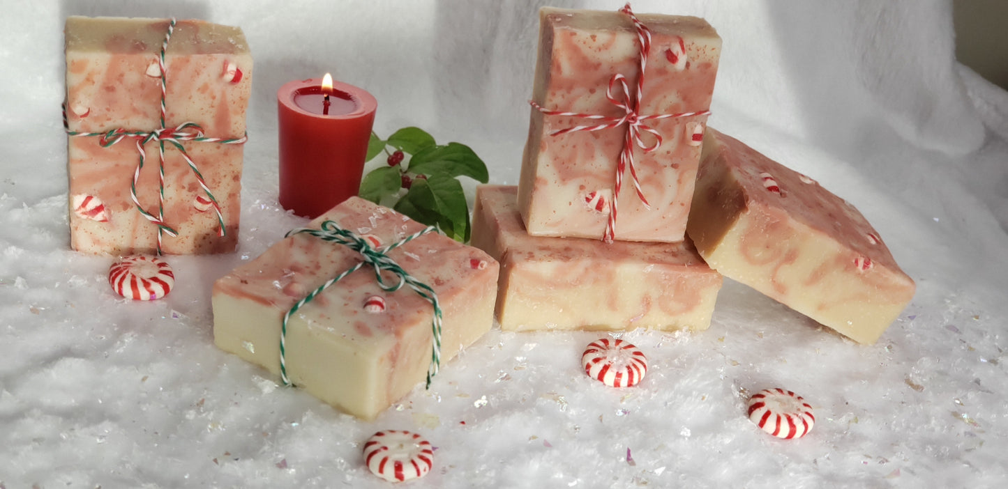 Peppermint Swirl Tallow Soap – Limited Edition 🍬🎄